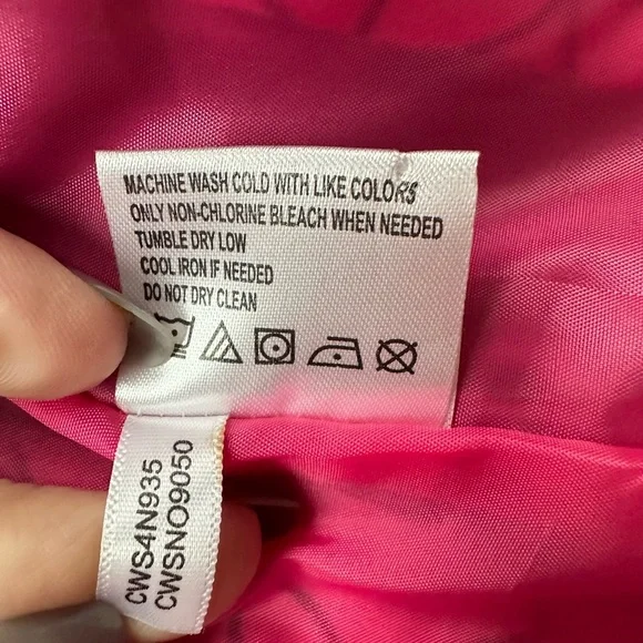 Calvin Klein Geometric Circles Button Front Coat Lined in Pink Size Medium - Picture 13 of 14